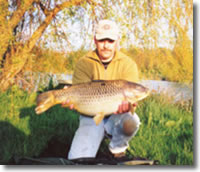 Clint with a 23lb common caught using Carple Red Lobster Seaweed Steamers